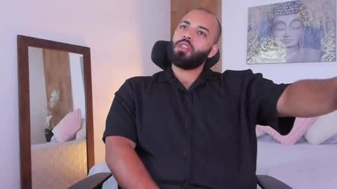 Chris Varden online show from April 9, 7:41 pm