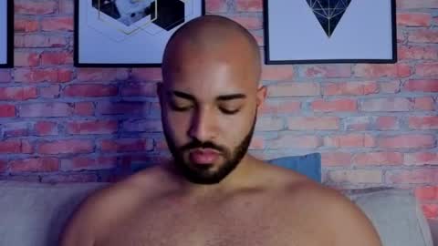 Chris Varden online show from April 24, 9:50 pm