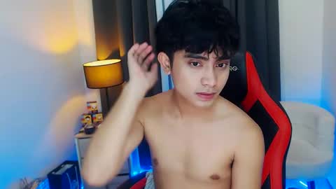 Snapshot of chris_walker22 chatting on December 14, 9:58 am Shawty Chris online show from December 14, 9:58 am