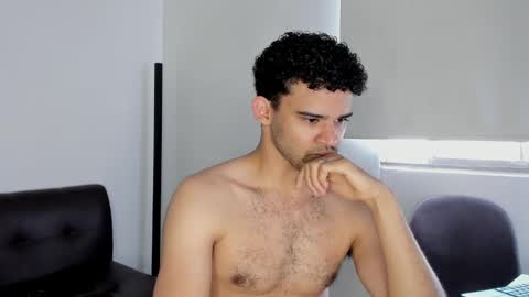 Snapshot of chrisandrew_ chatting on October 17, 4:31 pm Im Chirs IM MODEL INDEPENDT online show from October 17, 4:31 pm