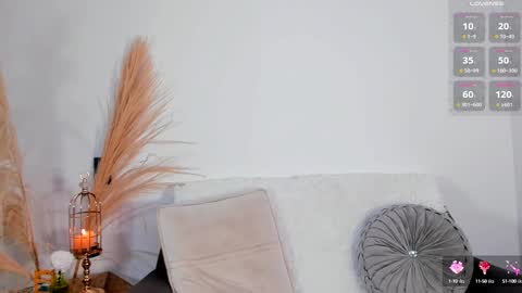 Chrishell online show from October 9, 3:59 am