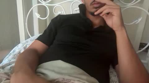 chrislover2125 online show from April 16, 12:39 pm