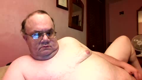 Snapshot of chrismini312 chatting on June 24, 2:43 am Chris The Jerk Off King online show from June 24, 2:43 am
