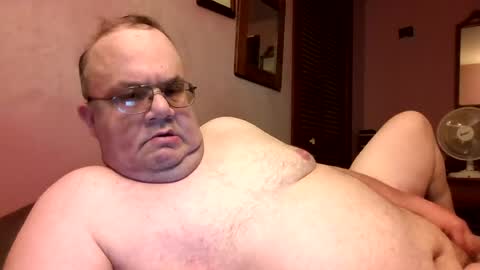 Snapshot of chrismini312 chatting on July 8, 9:25 am Chris The Jerk Off King online show from July 8, 9:25 am