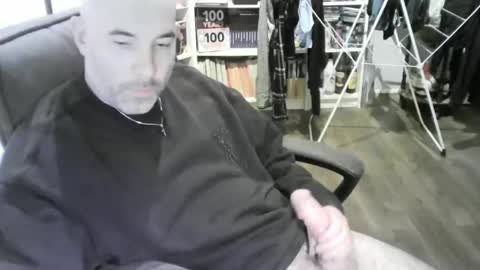 chrisprngr online show from February 10, 1:26 pm