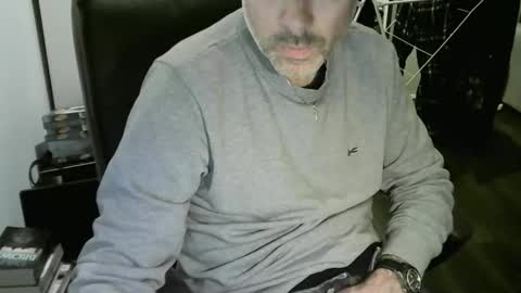 Snapshot of chrisprngr chatting on May 13, 4:15 pm chrisprngr online show from May 13, 4:15 pm