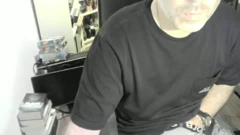 Snapshot of chrisprngr chatting on June 25, 6:12 pm chrisprngr online show from June 25, 6:12 pm