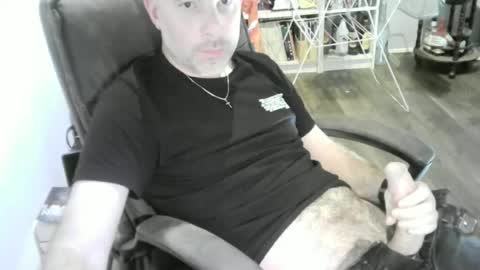 Snapshot of chrisprngr chatting on July 9, 4:00 pm chrisprngr online show from July 9, 4:00 pm