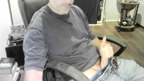 Snapshot of chrisprngr chatting on July 24, 7:34 pm chrisprngr online show from July 24, 7:34 pm