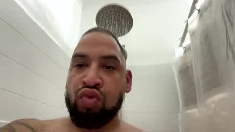 chrisr4203 online show from February 1, 12:20 am