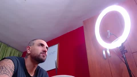 chriss_james online show from October 30, 2:13 am
