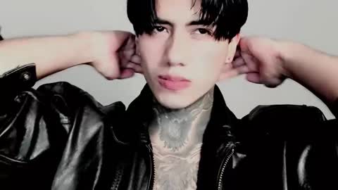 CHRIS  INDEPENT MODEL online show from November 13, 11:47 pm