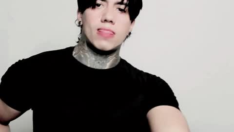 CHRIS  INDEPENT MODEL online show from January 15, 12:59 am