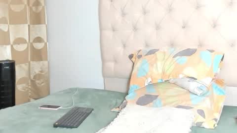 Chriss Vall online show from May 17, 12:30 am