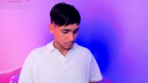 Christian Wang online show from December 1, 5:07 pm