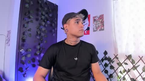 Christian Wang online show from March 31, 9:59 pm