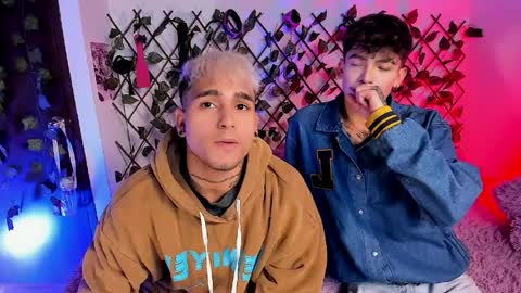 Christian Wang online show from April 9, 11:21 pm