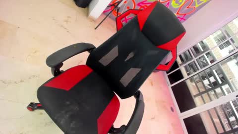 chrissangel12 online show from November 15, 6:04 pm