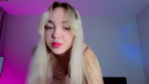 ChrissBerryy online show from March 14, 3:34 am