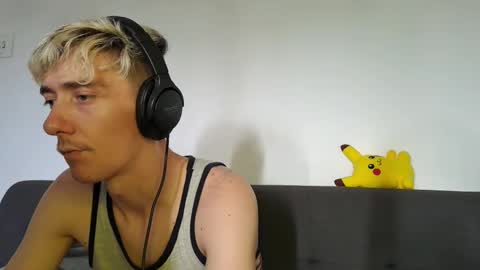 Christopher online show from November 14, 1:32 pm