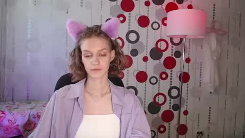 Snapshot of chrissy_joyful chatting on June 15, 4:04 am chrissy_joyful online show from June 15, 4:04 am