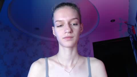 Snapshot of chrissy_joyful chatting on June 18, 9:14 am chrissy_joyful online show from June 18, 9:14 am