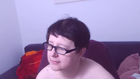 Christa online show from April 15, 7:58 pm