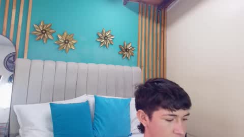 Snapshot of christian_foxx chatting on February 8, 1:14 pm Christian online show from February 8, 1:14 pm