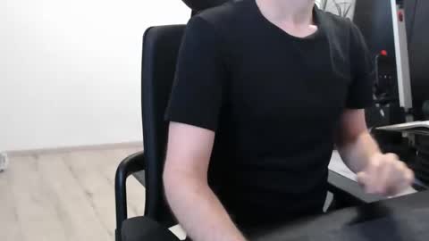 christianblck online show from December 22, 1:30 pm