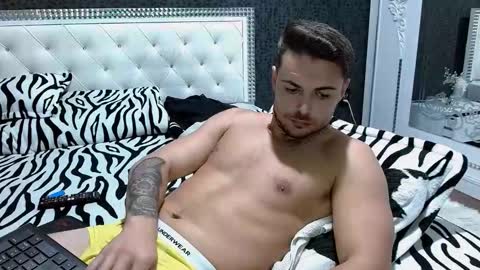 Snapshot of christianhot_ chatting on October 23, 5:23 pm Master Gab online show from October 23, 5:23 pm