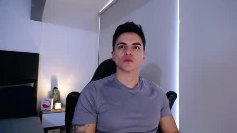 Snapshot of christianvalenzia chatting on November 13, 2:49 pm Christian online show from November 13, 2:49 pm