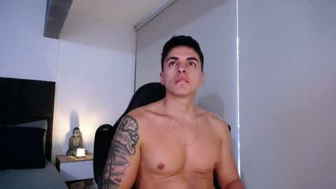 Snapshot of christianvalenzia chatting on November 22, 12:04 pm Christian online show from November 22, 12:04 pm