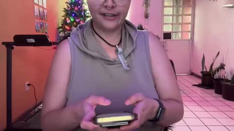 Snapshot of christianvalles chatting on January 5, 10:40 pm christianvalles online show from January 5, 10:40 pm