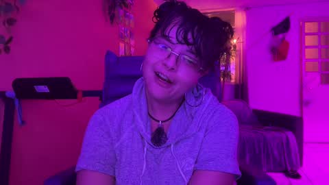 Snapshot of christianvalles chatting on February 8, 1:11 am christianvalles online show from February 8, 1:11 am