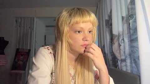 Snapshot of christiechorney chatting on June 28, 1:06 pm christiechorney online show from June 28, 1:06 pm