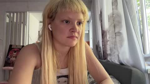 Snapshot of christiechorney chatting on July 10, 9:12 am christiechorney online show from July 10, 9:12 am