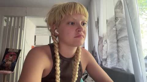 Snapshot of christiechorney chatting on July 12, 11:12 am christiechorney online show from July 12, 11:12 am