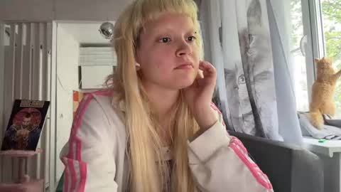 Snapshot of christiechorney chatting on July 18, 5:11 am christiechorney online show from July 18, 5:11 am