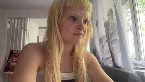 Snapshot of christiechorney chatting on July 21, 11:34 am christiechorney online show from July 21, 11:34 am