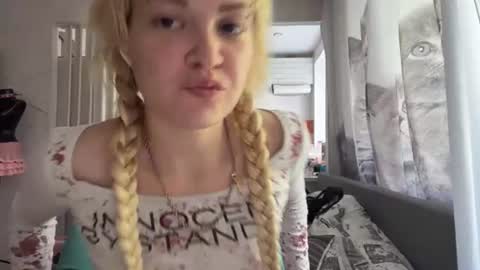 Snapshot of christiechorney chatting on July 31, 9:09 am christiechorney online show from July 31, 9:09 am