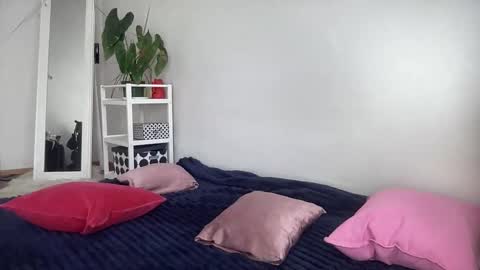 christina rosse online show from May 31, 8:21 am