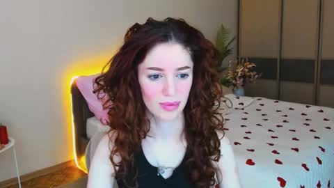 christinaconteeree online show from April 5, 3:15 am