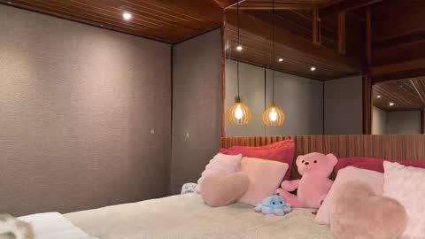 Christina Sage online show from January 7, 1:19 am