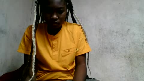 Snapshot of christine985 chatting on August 3, 7:18 am christine985 online show from August 3, 7:18 am