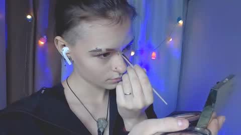 Snapshot of christophercrispo chatting on October 17, 3:03 pm Hi Im Kim online show from October 17, 3:03 pm