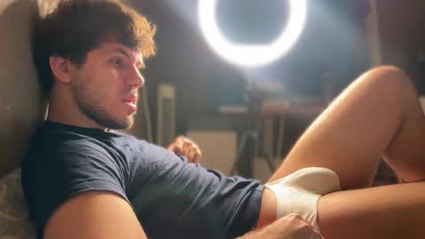 Christopher online show from November 8, 6:57 am