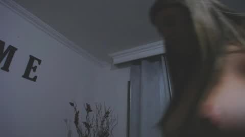 Christy Diaz online show from May 15, 11:56 pm