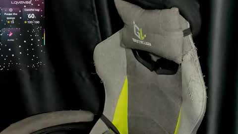 Snapshot of christyw3b chatting on November 25, 3:34 pm christyw3b online show from November 25, 3:34 pm