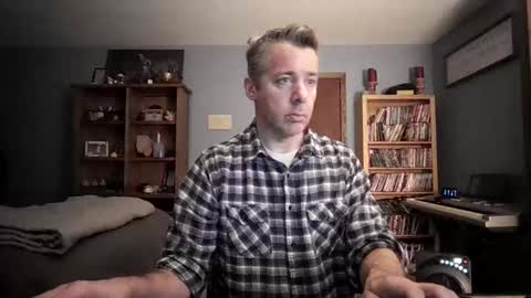 chrisw8121 online show from February 24, 5:16 am