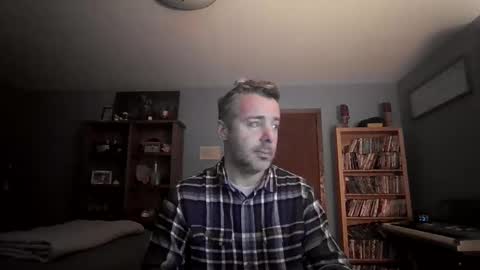 Snapshot of chrisw8121670385 chatting on February 22, 11:58 pm Chris online show from February 22, 11:58 pm